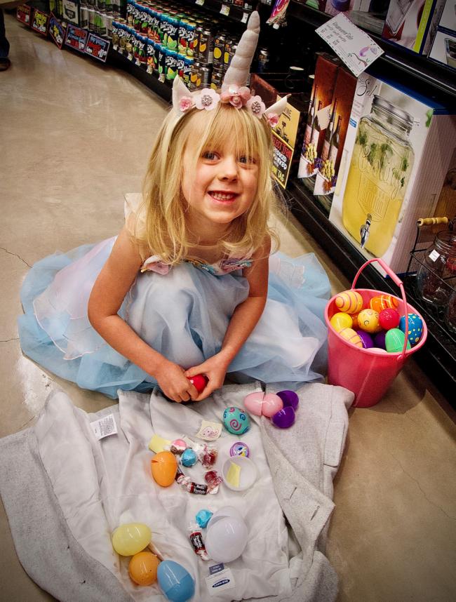 West Seattle Thriftway Easter Egg hunt a cracking success Westside